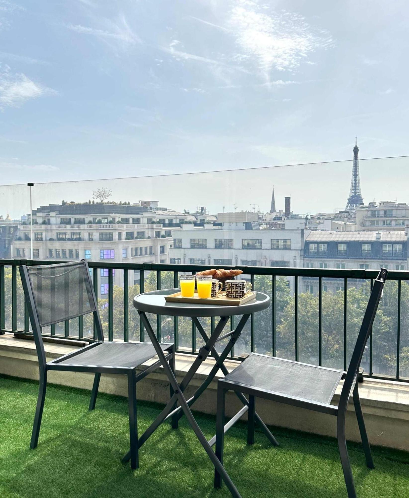 Apartment Unique Panoramic Flat Champs-elysees Paris